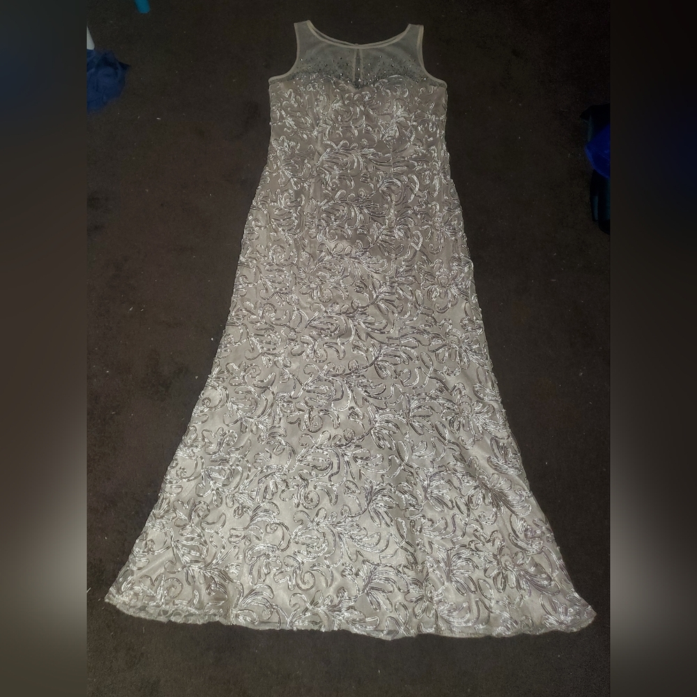 Elegant Cream Lace Dress
